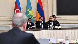 Власти Азербайджана и Армении прибыли в Дом дружбы Алматы на переговоры