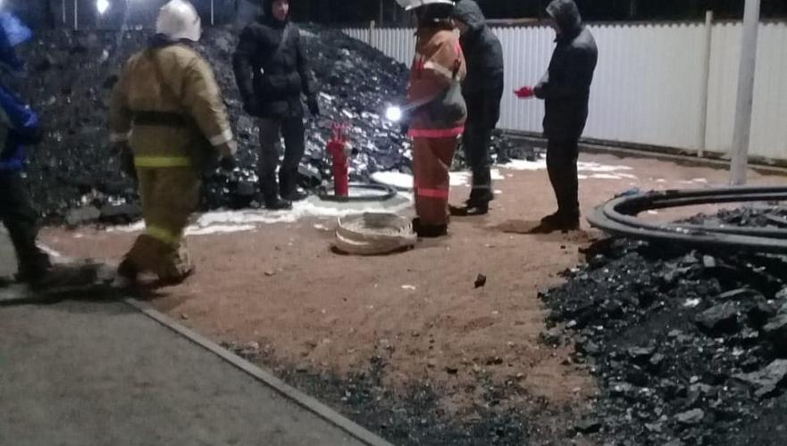 Школьный склад с 60 тоннами угля горел в Карагандинской области