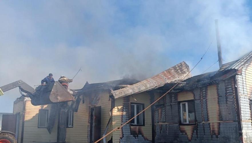 Пожар в общественном здании произошел в Акмолинской области